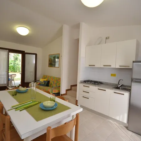 Villaggio Paradiso ביביונה
